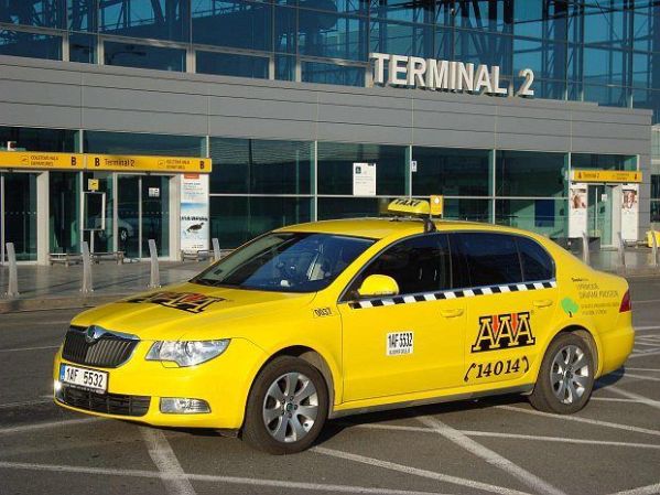 Praha-Airport-Taxi.jpg